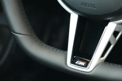 Car image 28