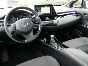 Car image 13