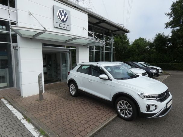 Volkswagen T-Roc 1.5 TSI Style DSG 110 kW image number 2