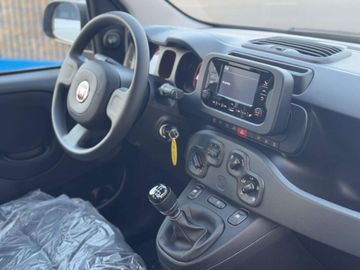 Car image 13