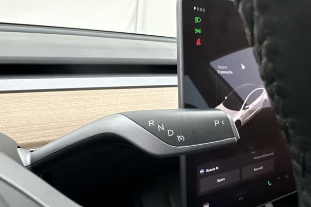 Tesla Model 3 Long Range AWD 324 kW image number 14