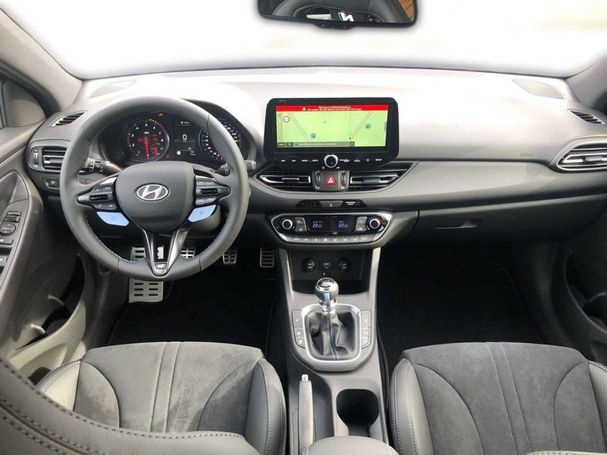 Hyundai i30 2.0 T-GDI N Performance 206 kW image number 1