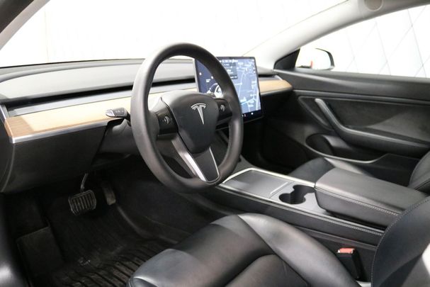 Tesla Model 3 60 Standard Range Plus 239 kW image number 5