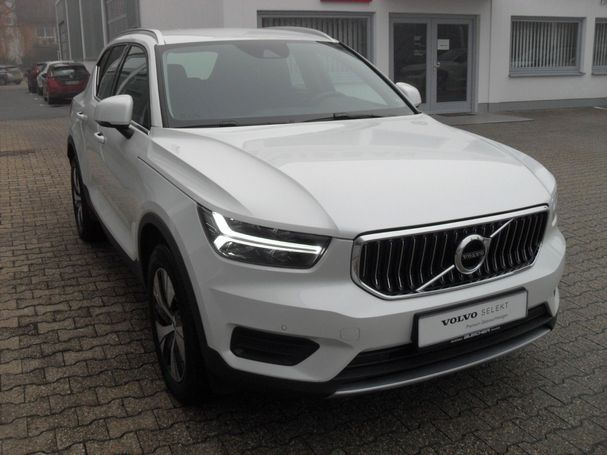 Volvo XC40 Plug-in T4 Inscription Expression 155 kW image number 2