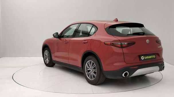 Alfa Romeo Stelvio 2.2 140 kW image number 4