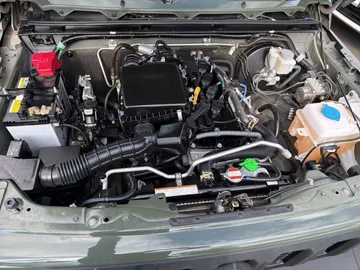 Car image 28