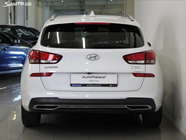 Hyundai i30 1.6 CRDI Smart 85 kW image number 3