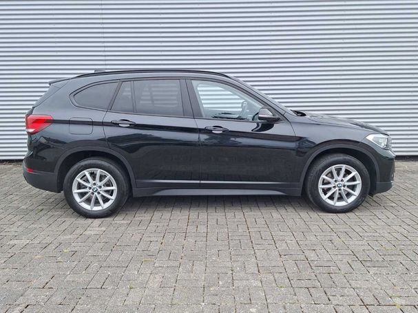 BMW X1 sDrive18i Advantage 103 kW image number 2