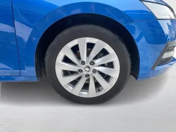 Car image 24