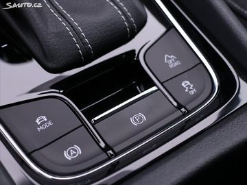 Car image 37