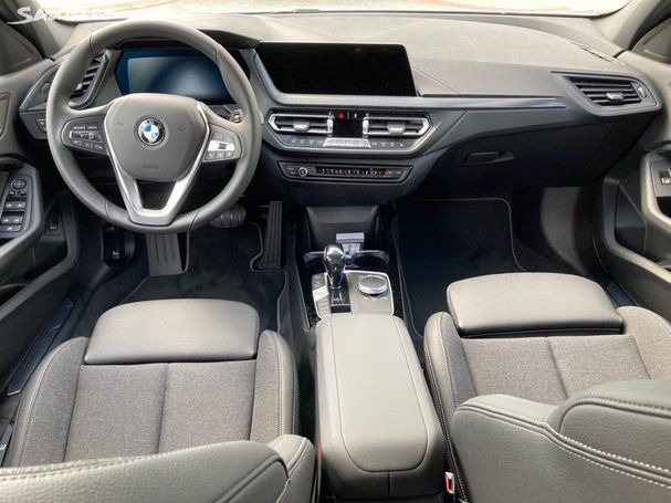 BMW 118i 103 kW image number 6