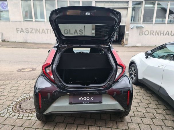 Toyota Aygo X 53 kW image number 3