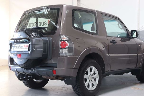 Mitsubishi Pajero 3.2 147 kW image number 8