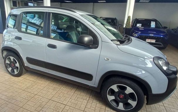 Fiat Panda Cross 1.0 Hybrid City 51 kW image number 2