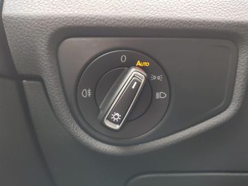 Car image 31