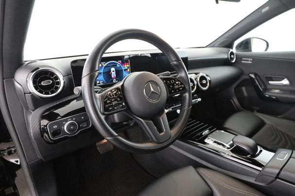 Mercedes-Benz A 220 140 kW image number 15