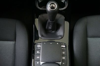 Car image 27