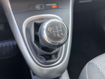 Car image 38