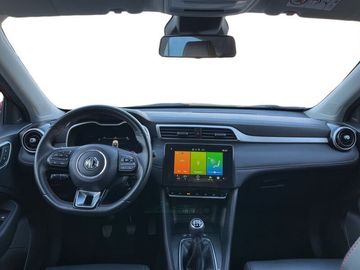 Car image 14