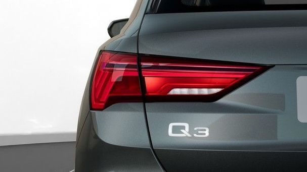 Audi Q3 35 TFSI Advanced 110 kW image number 11