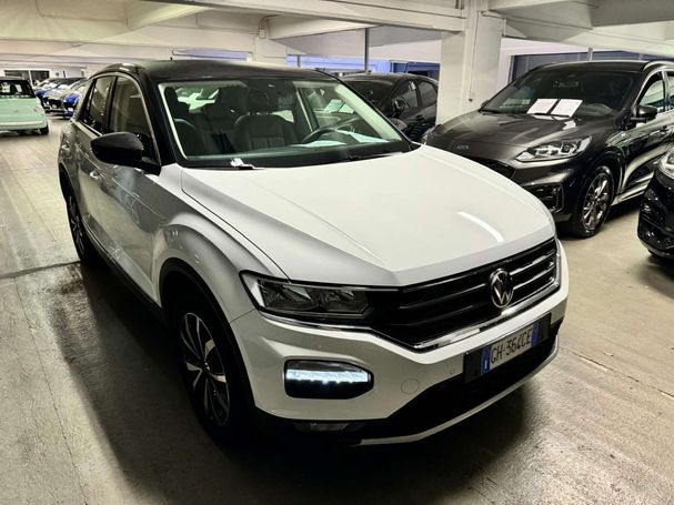 Volkswagen T-Roc 1.0 TSI T-Roc 81 kW image number 2