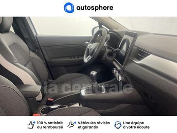 Car image 17