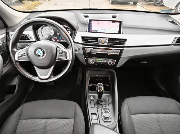 BMW X1 sDrive18i Advantage 103 kW image number 9