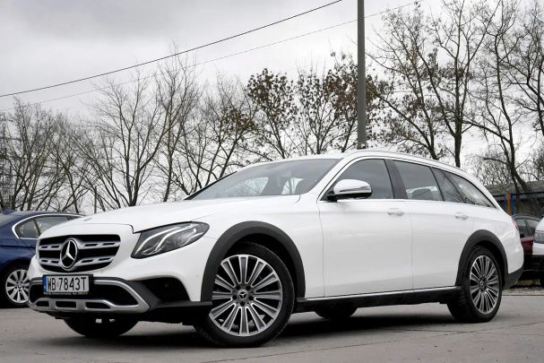 Mercedes-Benz E 220 d T All-Terrain 143 kW image number 2