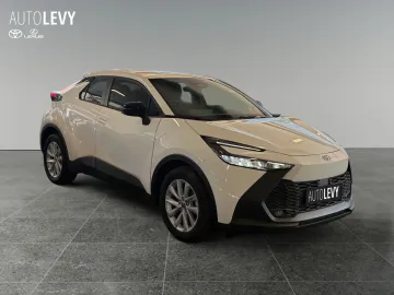 Car image 3