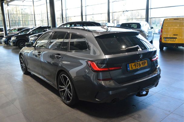 BMW 330i Touring 190 kW image number 6