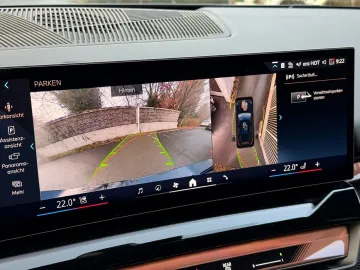 Car image 38