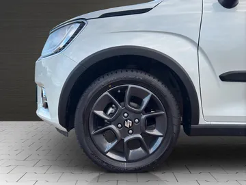 Car image 21