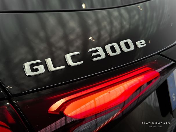 Mercedes-Benz GLC 300 e AMG 230 kW image number 11