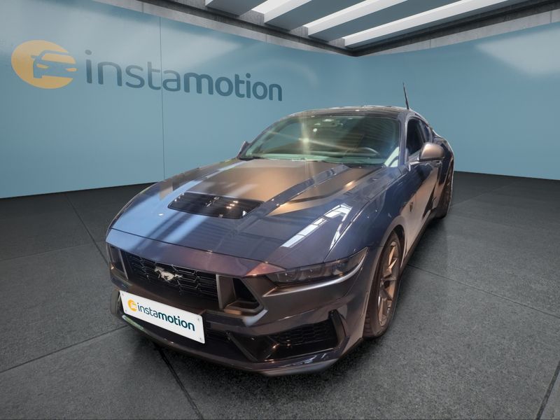Ford Mustang 5.0 V8 Dark
