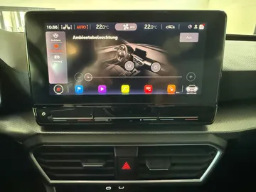 Car image 28