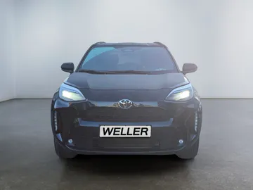 Car image 3