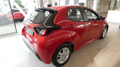 Car image 5