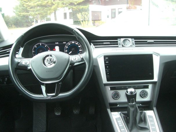 Volkswagen Passat Variant 88 kW image number 10