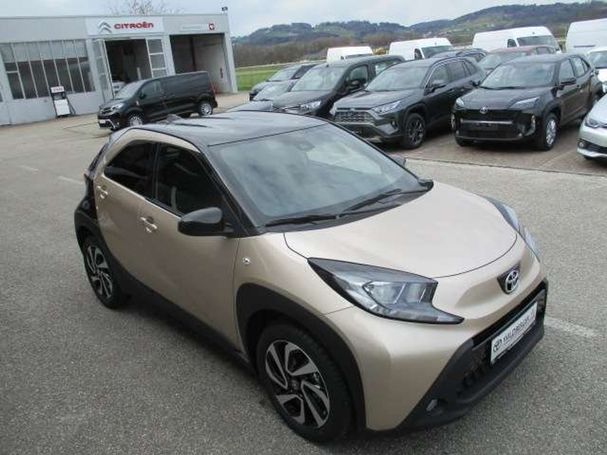 Toyota Aygo X 1.0 VVT-i 53 kW image number 2