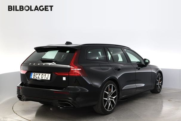 Volvo V60 T8 Polestar Engineered AWD Recharge 302 kW image number 4