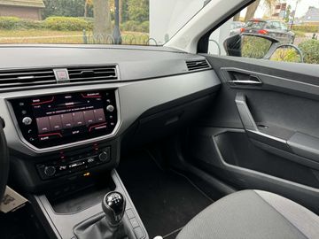 Car image 24