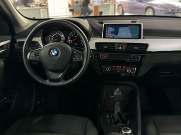 Car image 36