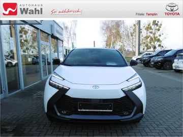 Car image 2