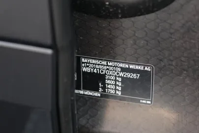 Car image 29