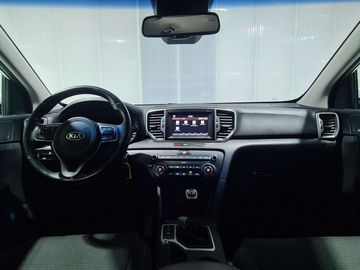 Car image 37