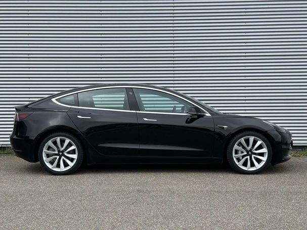 Tesla Model 3 Long Range AWD 258 kW image number 2