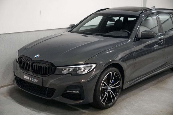 BMW 330e Touring M Sport xDrive 215 kW image number 27