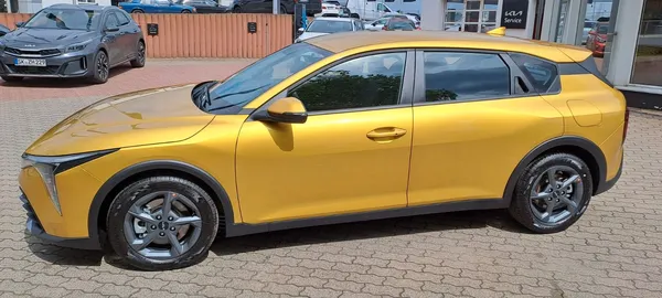 Car image 2
