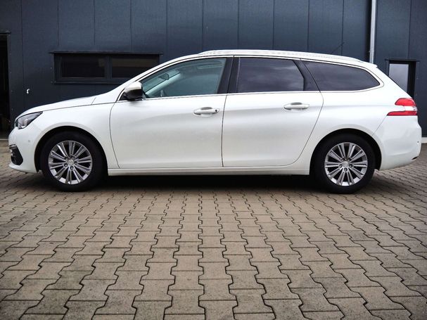 Peugeot 308 SW BlueHDi 120 Allure 88 kW image number 5