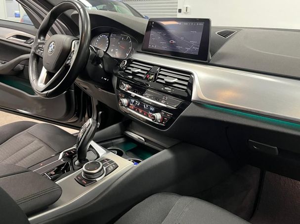 BMW 530d Touring xDrive 210 kW image number 6